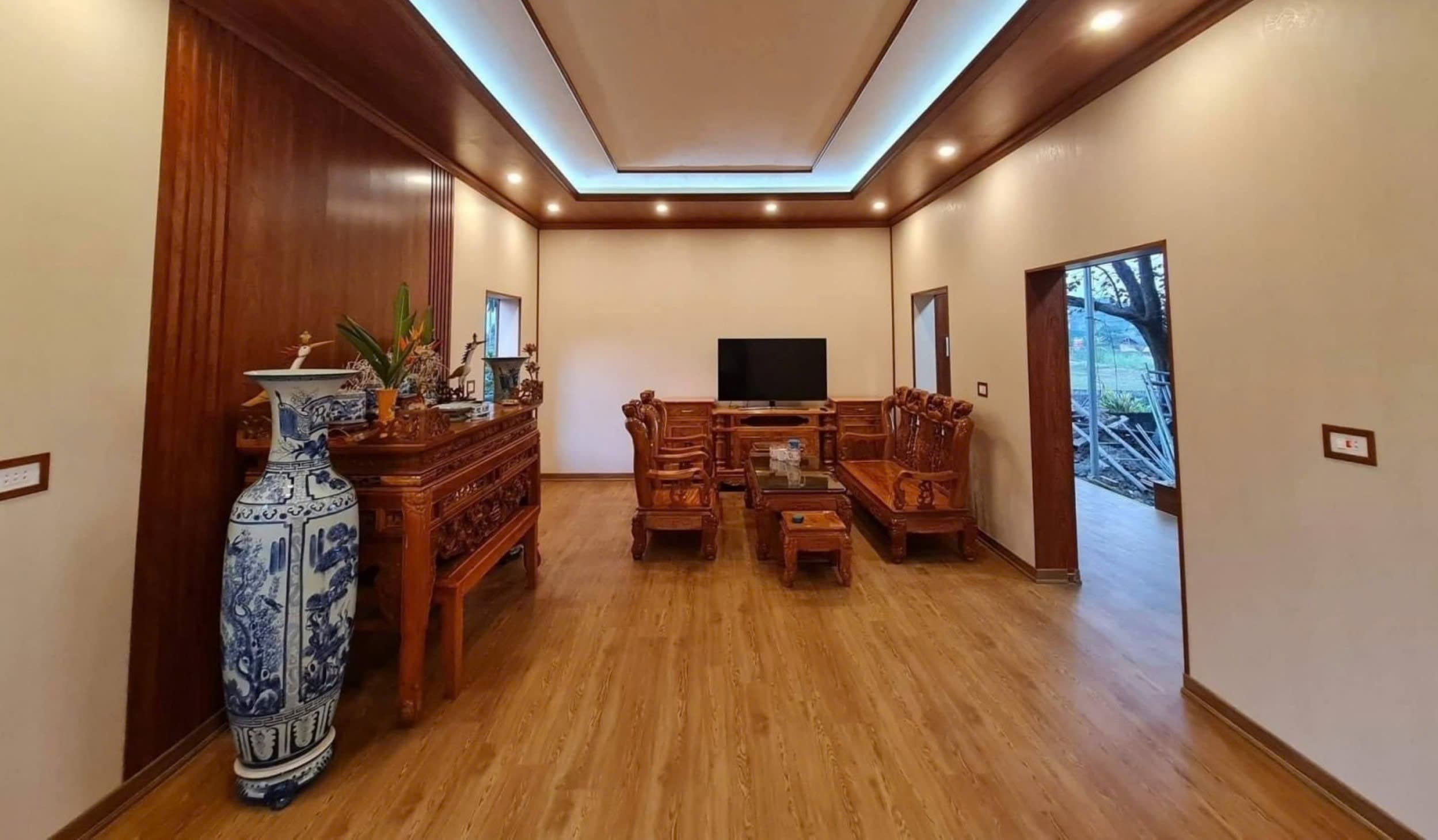 Dịch vụ Thi công lát sàn nhựa giả gỗ - Trannano.vn